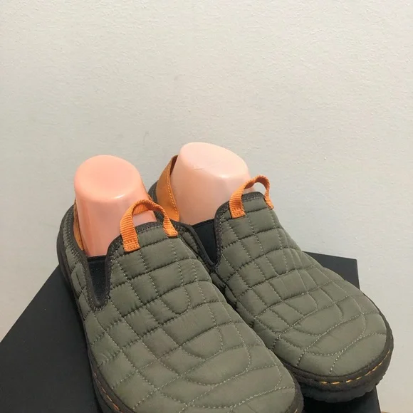 Merrell Moc II Men’s Olive and Orange Quilted Slip-On Shoes Size 9 - Picture 3 of 12